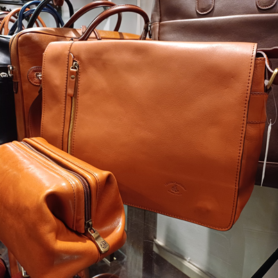 Brown genuine leather tote bag made by artisan workshop in Rome