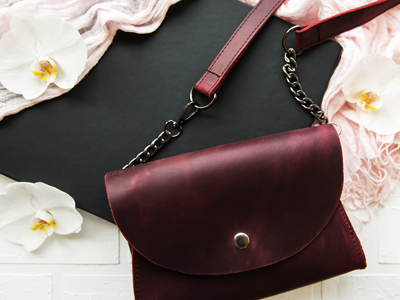 Mini crossbody in leather